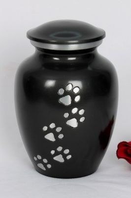 ALMINIUM PET URN
ITEM NO. 6802
DESCRIPTION:-  ALUMINIUM CREMATION PET URN
SIZE:- 18 CM.
CAPACITY:-  2.00  ML
FINISH:-  GRAY GLOSSY SILVER ENGRAVED PAW MARK.
PRICE:- 
PACKING:- SINGLE BOX STYRO FOAM UNDER 12 PCS MASTER CARTON.

Keywords: ASHES FOR POT