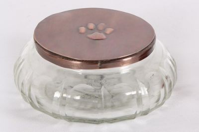 GLASS URN
ITEM NO. 7017
DESCRIPTION:- GLASS CREMATION URN.
SIZE:- 13X6 CM.
CAPACITY:- 0.600 ML
FINISH:- TOP BRASS LID ENGRAVED PAW MARK BRASS ANTIQUE.
PRICE:- 
PACKING:- SINGLE BOX STYRO FOAM UNDER 36 PCS MASTER CARTON
Keywords: GLASS KEEP SAKE