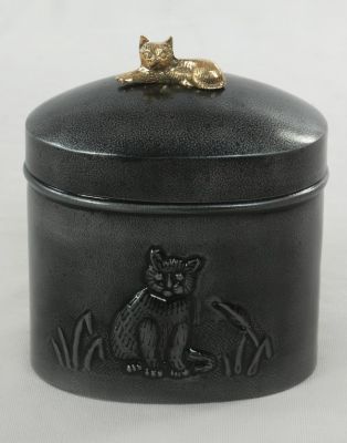 IRON PET CHEAP URN
ITEM NO. 7184
MATERIAL:- IRON OVAL PET URN.
SIZE:- 16X16 CMS.
CAPACITY:-  1.500 ML.
FINISH:-  SLATE FINISH  ENGRAVED CAT & BRASS CAT RESSTING AT THE TOP OF LID.
PACKING :- SINGLE BOX UNDER 12 PCS 7 LAYER CORRUGATED MASTER CARTON.
Keywords: PET URN