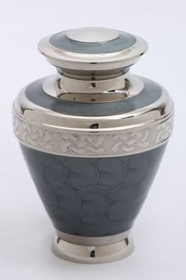 PET URN
ITEM NO. 7226
MATERIAL:- BRASS PET URN.
SIZE:- 15 CMS.
CAPACITY:- 1.50 ML
FINISH:- BLACK NICKEL ENGRAVED BAND.
PACKING :- SINGLE BOX UNDER 12 PCS MASTER CARTON
Keywords: ASHES FOR POT